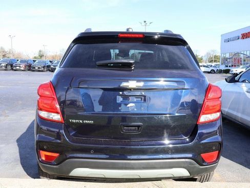 Used 2022 Chevrolet Trax LT w/ Driver Confidence Package image 22