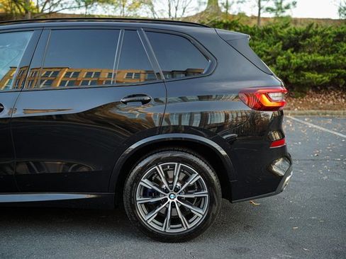 Used 2023 BMW X5 M50i w/ Executive Package image 6