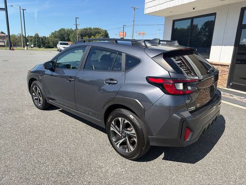 Used 2025 Subaru Crosstrek 2.5i Premium AWD/4WD image 7