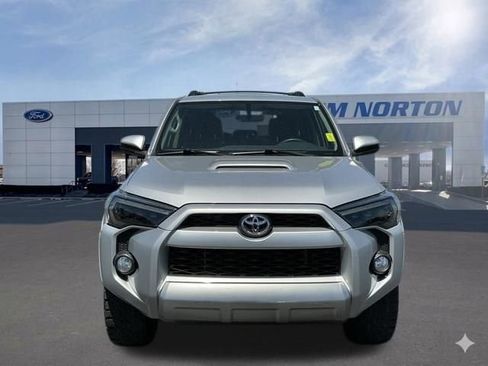 Used 2019 Toyota 4Runner TRD Off-Road AWD/4WD image 9