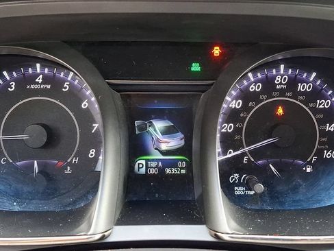 Used 2016 Toyota Avalon XLE Premium FWD image 21
