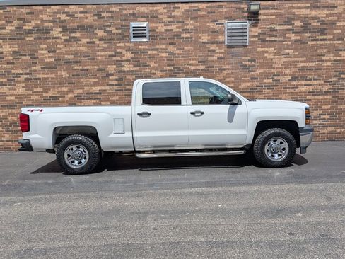 Used 2014 Chevrolet Silverado 1500 W/T w/ Trailering Package AWD/4WD image 5