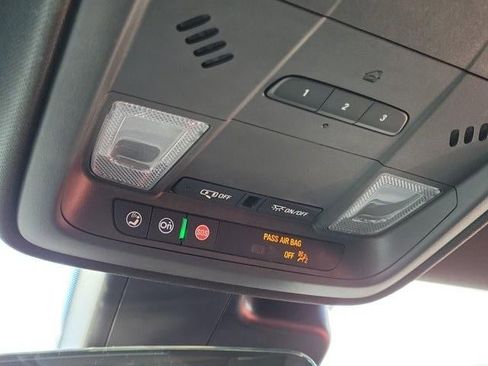 Certified 2021 Cadillac XT4 Premium Luxury w/ LPO, Radiant Package image 25