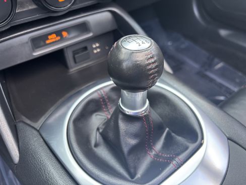 Used 2017 MAZDA MX-5 Miata Club w/ Brembo/BBS Package image 24