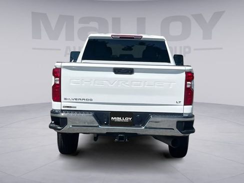 Used 2025 Chevrolet Silverado 2500 LT w/ Convenience Package AWD/4WD image 4