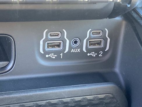 Certified 2023 RAM 1500 Big Horn image 33