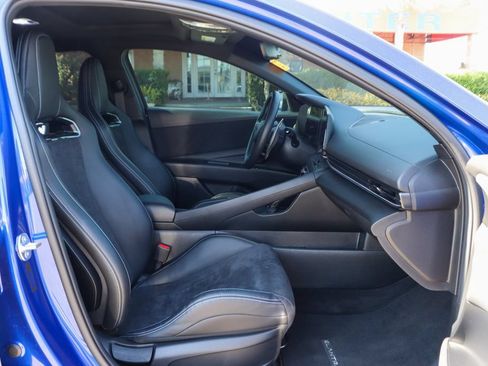 Used 2025 Hyundai Elantra N FWD image 37