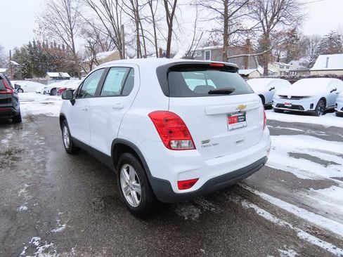Used 2018 Chevrolet Trax LS image 4