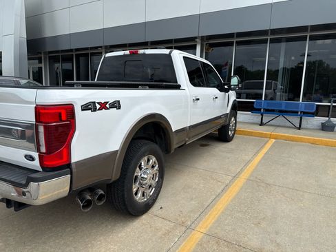 Used 2022 Ford F250 King Ranch w/ King Ranch Ultimate Package AWD/4WD image 6