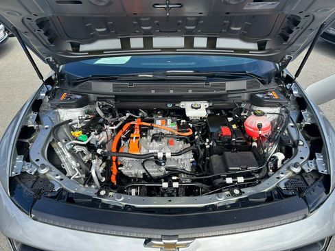 Used 2025 Chevrolet Equinox EV LT FWD image 57