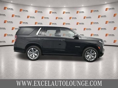 Used 2021 Chevrolet Tahoe High Country w/ Premium Package AWD/4WD image 6