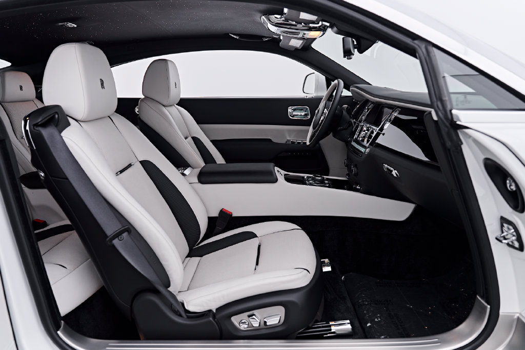 Used 2020 Rolls-Royce Wraith RWD image 35