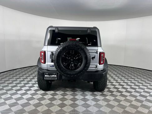 Used 2023 Ford Bronco Wildtrak image 7