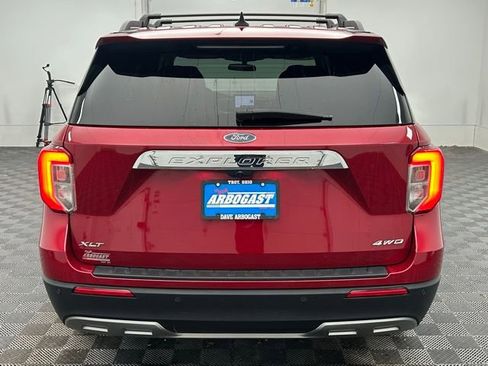 Used 2023 Ford Explorer XLT w/ Equipment Group 202A image 13