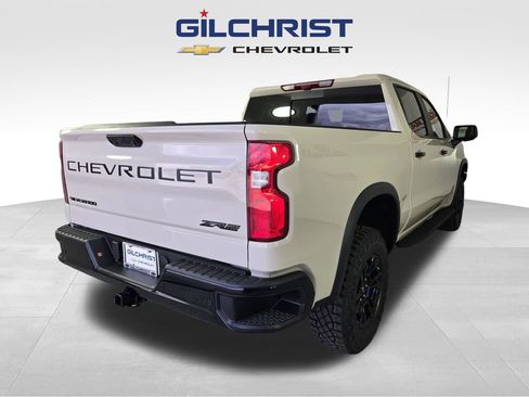 New 2026 Chevrolet Silverado 1500 ZR2 w/ Dark Appearance Package image 5