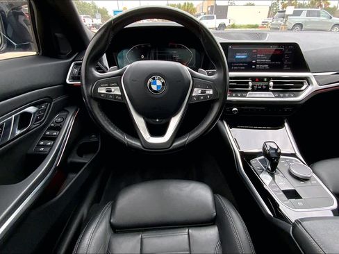 Used 2019 BMW 330i Sedan w/ Premium Package image 5