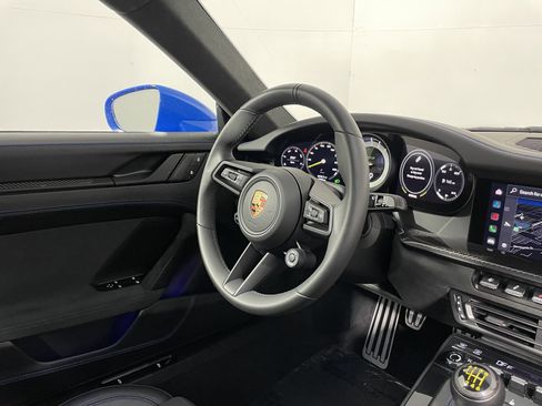 Used 2022 Porsche 911 GT3 image 12