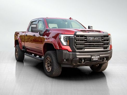 Used 2024 GMC Sierra 2500 SLT w/ SLT Convenience Package AWD/4WD image 8