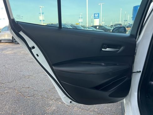 Used 2024 Toyota Corolla SE image 16