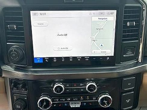 New 2025 Ford F350 Lariat w/ Lariat Ultimate Package AWD/4WD image 25