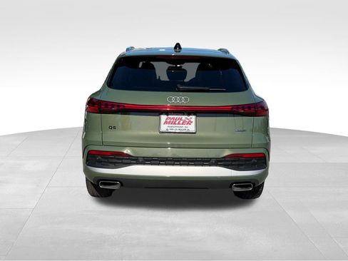 Used 2025 Audi Q5 Premium Plus w/ Premium Plus AWD/4WD image 6