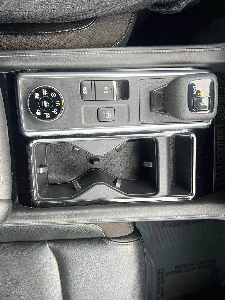 Used 2023 Nissan Pathfinder SL w/ Cargo Package AWD/4WD image 39