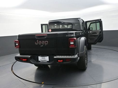 New 2026 Jeep Gladiator Rubicon image 32