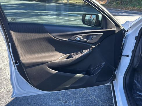 Used 2024 Chevrolet Malibu RS image 14