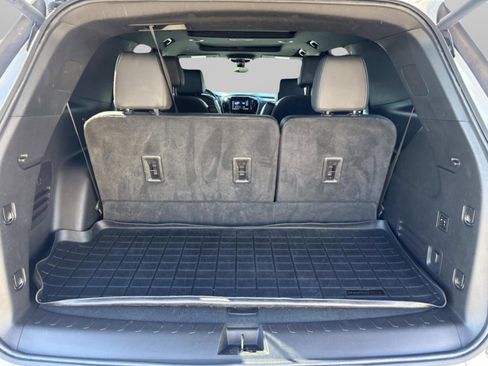 Used 2023 Chevrolet Traverse High Country w/ LPO, Cargo Package image 14