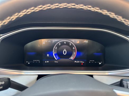 New 2026 Volkswagen Taos SE AWD/4WD image 31