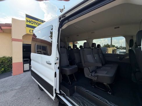Used 2024 Ford Transit 350 XLT RWD image 2