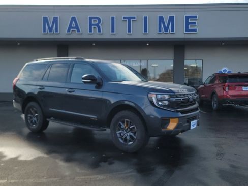 New 2025 Ford Expedition Tremor image 9