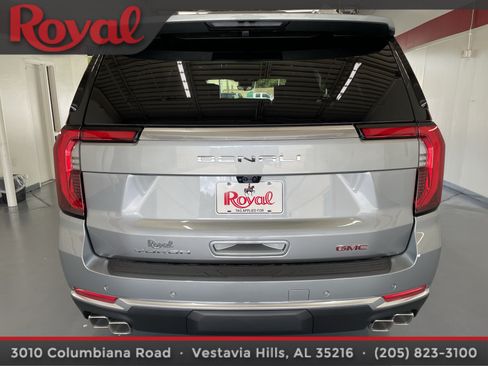 Used 2018 GMC Acadia SLT FWD image 5