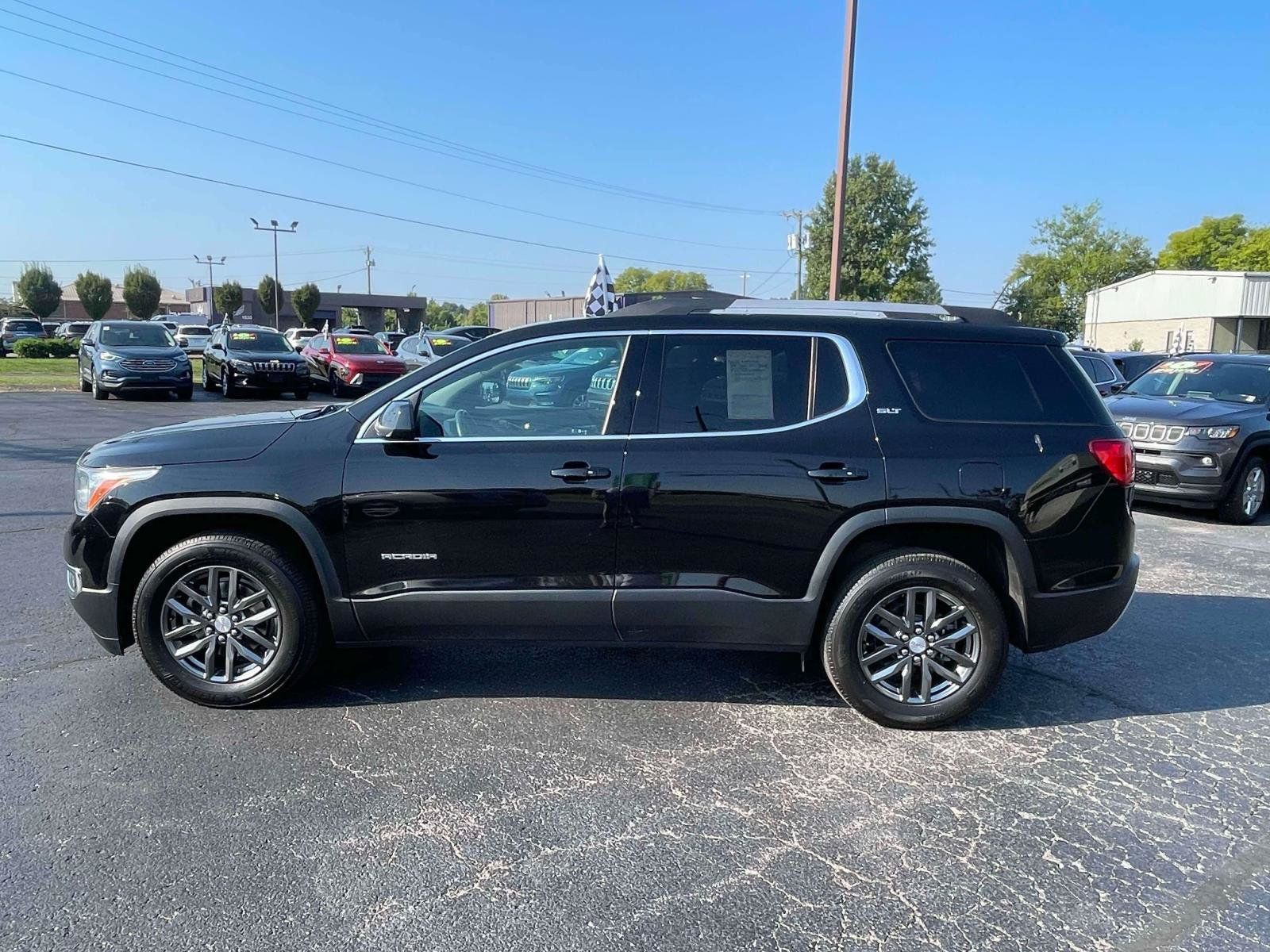 Used 2017 GMC Acadia SLT FWD image 4