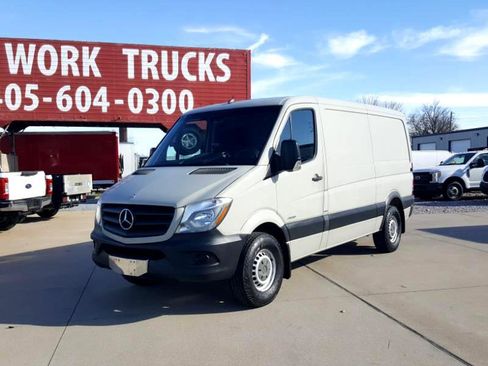 Used 2014 Mercedes-Benz Sprinter 2500 image 3