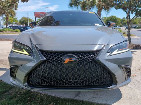 Used 2019 Lexus ES 350 F Sport w/ Accessory Package 2 FWD image 3