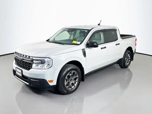 Used 2024 Ford Maverick XLT w/ XLT Luxury Package AWD/4WD image 3