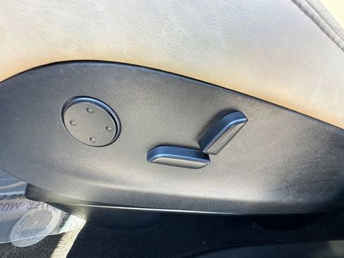 Used 2017 Tesla Model X 90D image 10