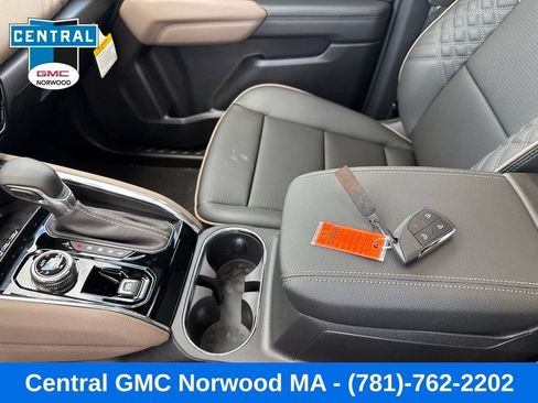 New 2026 GMC Canyon Denali AWD/4WD image 19