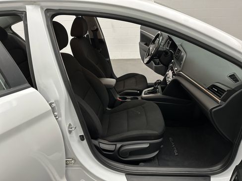 Used 2019 Hyundai Elantra Value Edition w/ Cargo Package FWD image 17