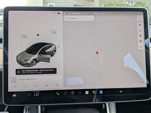 Used 2018 Tesla Model 3 Long Range image 9