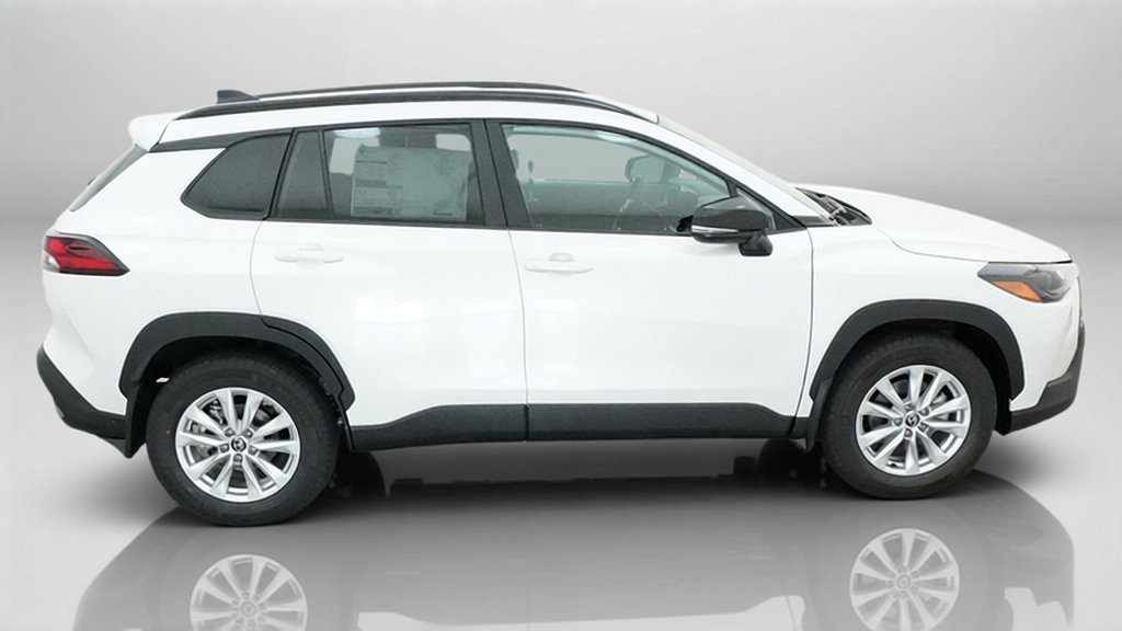 New 2026 Toyota Corolla Cross LE FWD image 14