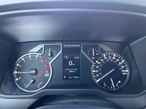 Used 2024 Toyota Tundra SR5 w/ SR5 Premium Package AWD/4WD image 34