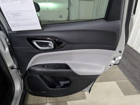 Used 2025 Jeep Compass Limited AWD/4WD image 24