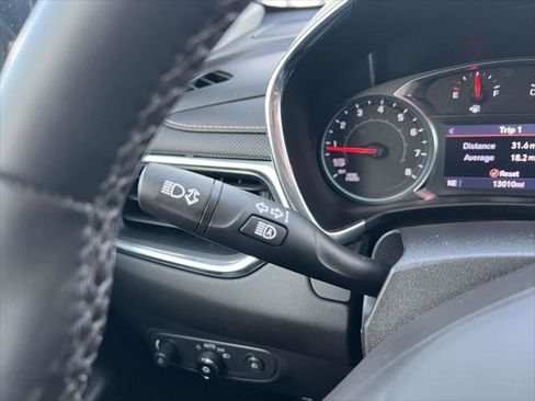 Used 2023 Chevrolet Equinox Premier image 23