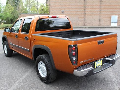 Used 2005 Chevrolet Colorado LS image 3