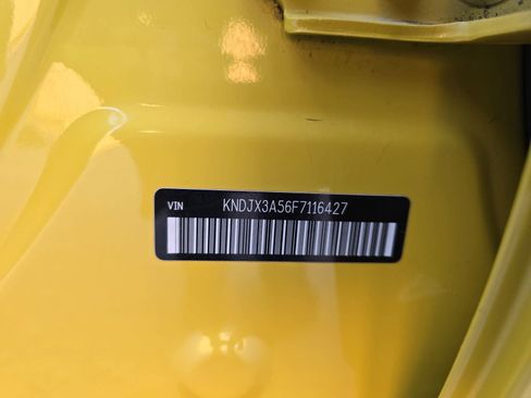 Used 2015 Kia Soul ! w/ Sun & Sound Package image 37