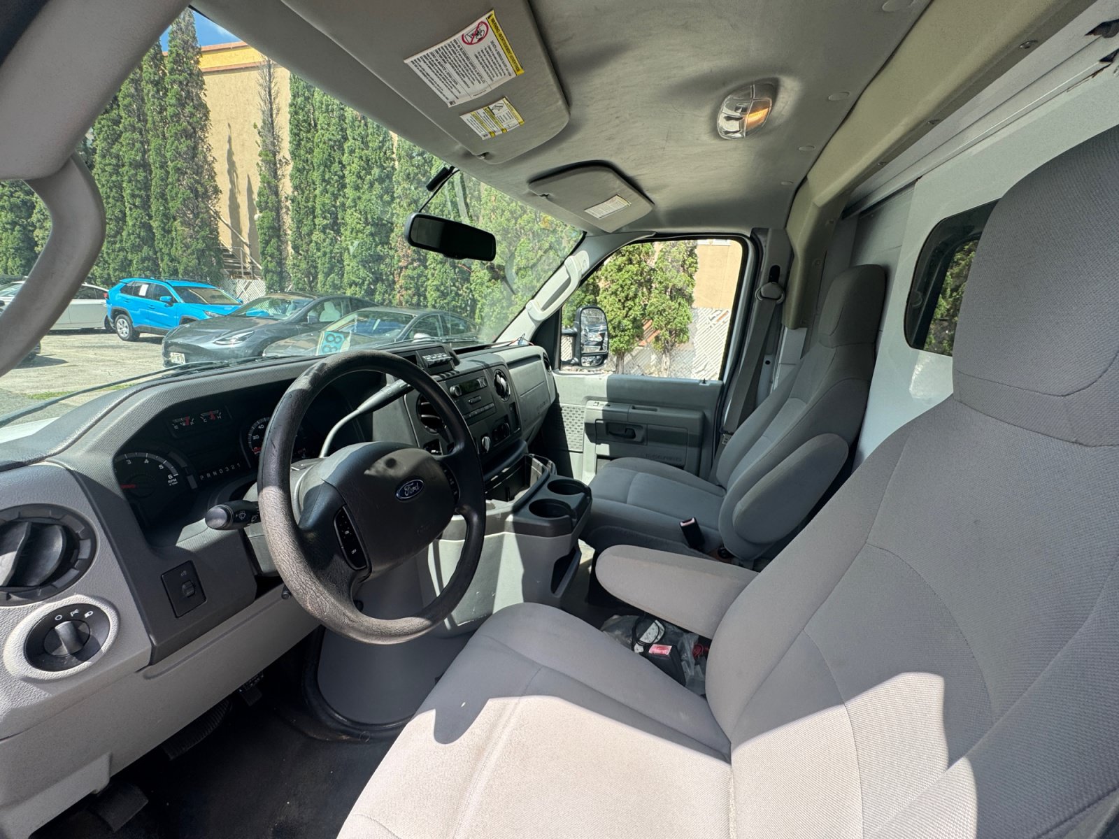 Used 2014 Ford E-350 and Econoline 350 Super Duty w/ Power Windows & Locks Group RWD image 21