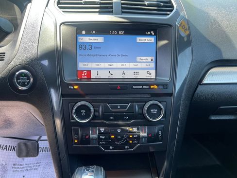 Used 2018 Ford Explorer XLT w/ Equipment Group 202A AWD/4WD image 19