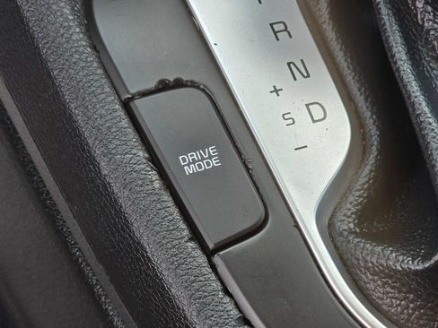 Used 2024 Kia Forte LXS w/ LXS Technology Package FWD image 23